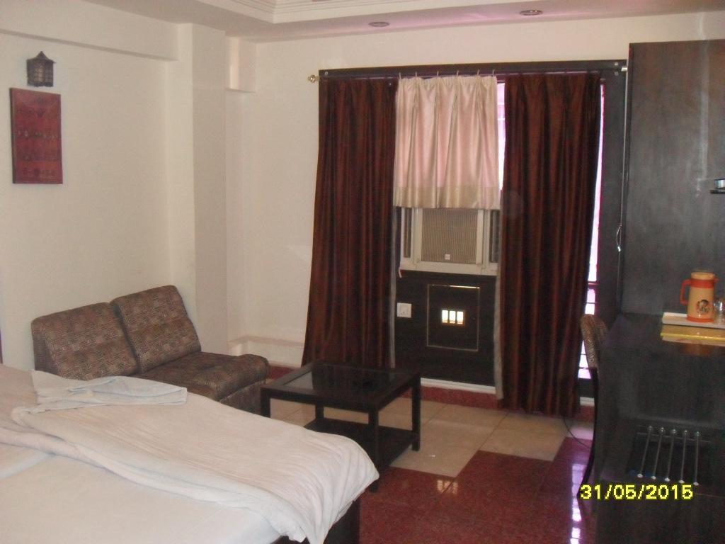 Ellora Hotel Bhopal Exteriör bild